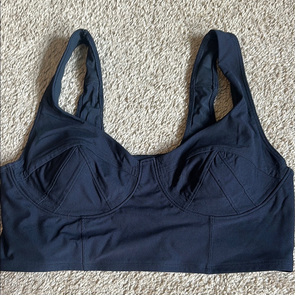 Fabletics charlotte low impact sports bra